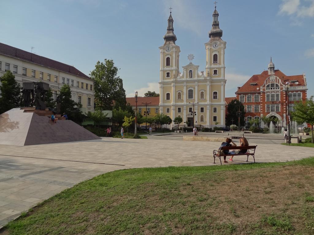 Dia Apartman Miskolc Exterior photo