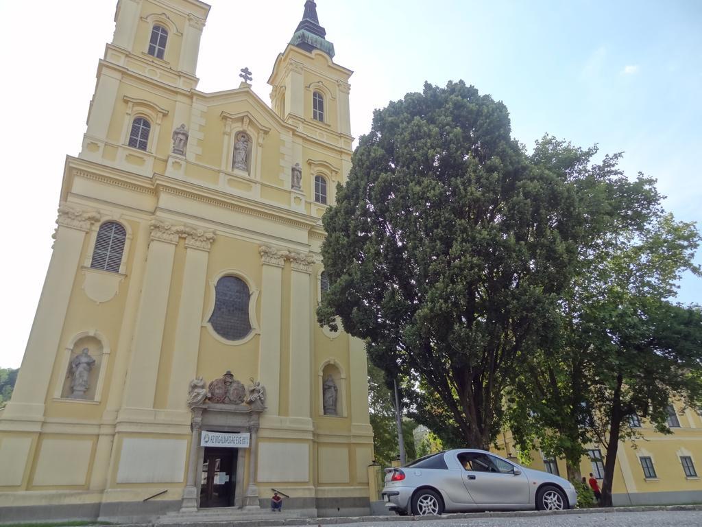 Dia Apartman Miskolc Exterior photo